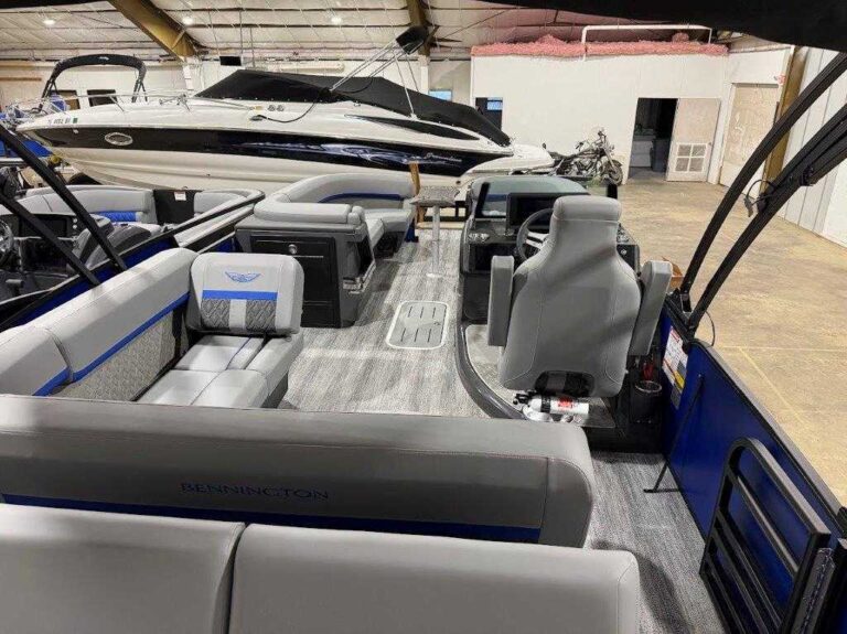 2026 Bennington 24MSB - ESP - Blackout US-ETWS7785H526 [photo 23]